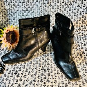 Aerosoles low cut square toe boots Size 8.5
